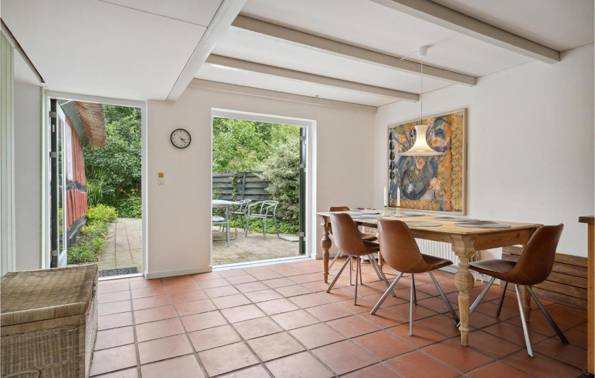 Pet Friendly Home In Vejle With Kitchen Esterno foto